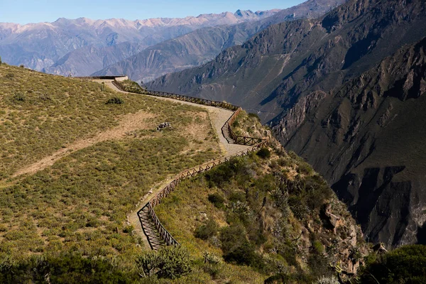 Widok Kanion Colca Peru Jest Jeden Najgłębszych Kanionów Świecie Piękna — Zdjęcie stockowe