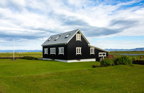 Paisagem Pitoresca Com Natureza Verde Islândia Durante Verão Imagem Com — Fotografia de Stock