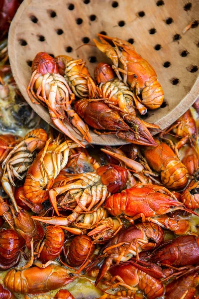 Boiled Red Crayfish Crawfish Herbs Crayfish Boiling Pot Fire — Foto de Stock