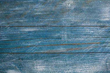 Düğümlü ve tırnak delikli klasik ahşap arka plan dokusu. Eski boyalı ahşap duvar. Ahşap, koyu renk yatay tahtalar. Kopyalama alanı ile ön görünüm. 