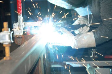 Kaynak MIG dergi kaynak anı