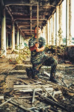 Yüz endüstrisi binasında hava yumuşaklığı önleyici.