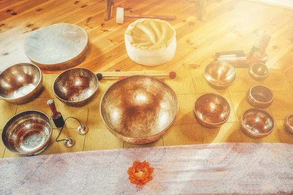 Beautiful Tibetan Bowl Ready Meditative Music — 图库照片
