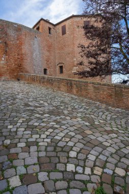 İtalya 'da Emilia Romagna' da Borgo Santarcangelo di Romagna sokaklarında şehir manzarası