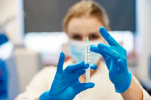 Immunization Covid Outbreak Close Nurse Sterile Gloves Mask Standing Hospital — Fotografia de Stock