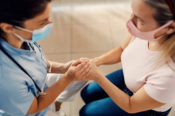 Medical Service Health Care Doctor Holding Woman Hands Comforting Her — Stockfoto