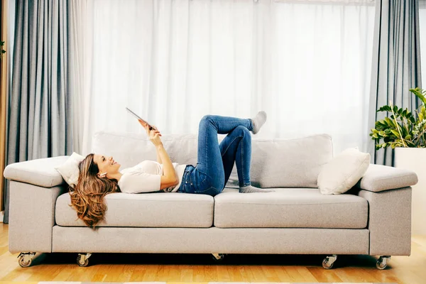 Happy Woman Relaxing Technologies Her Home — Stock Photo, Image