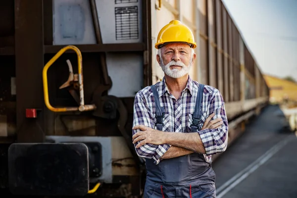 Industry Transportation Senior Worker Standing Next Wagon Proud Senior Worker — Stock Photo, Image