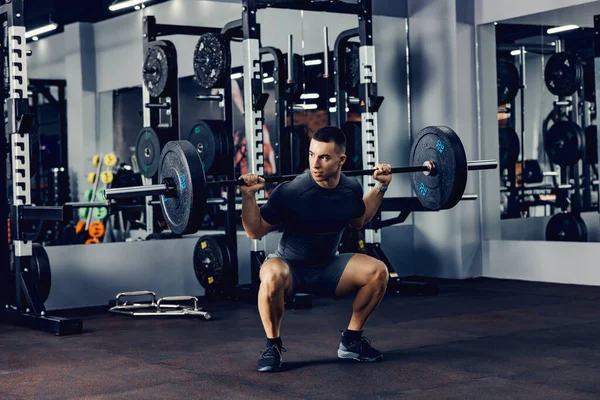 Homem Forte Fazendo Deadlift Com Pesos Ginásio — Fotografia de Stock