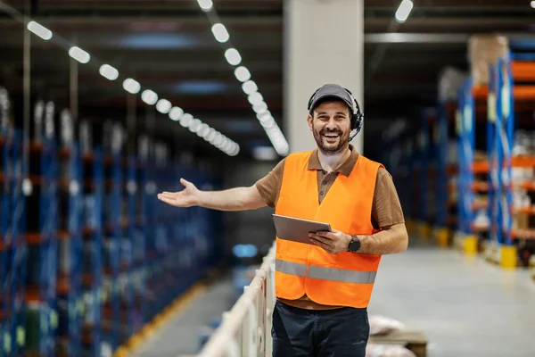 Boss Tablet Voice Picking Headset Showing Warehouse — Stock Photo, Image