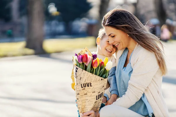 Happy Mother Holding Tulips She Got Her Son Mother Day — Photo