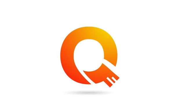Qオレンジ色のグラデーションアルファベット文字のロゴのアイコンデザイン ビジネスのための創造的なテンプレート — ストックベクタ