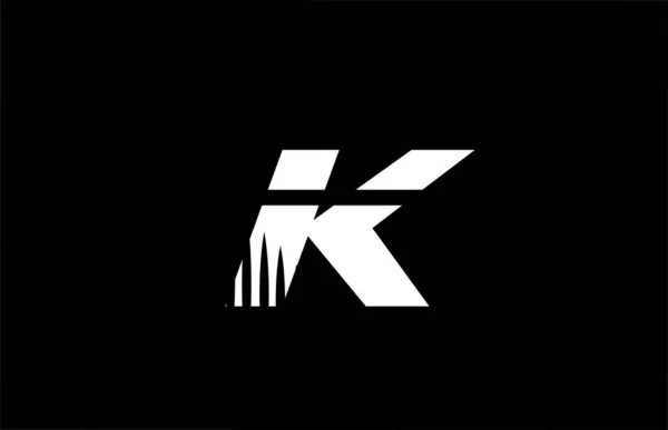 スパイクデザインのK黒と白のアルファベット文字のロゴアイコン ビジネスと会社のための創造的なテンプレート — ストックベクタ