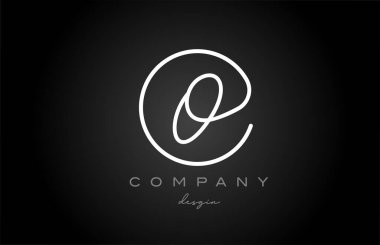 siyah ve beyaz O alfabe harfi logo simgesi tasarımı. İş ve şirket için el yazısı yaratıcı şablon