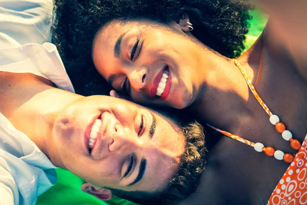 Multiracial Couple Cheek Cheek Intimate Portrait Interracial Young Couple Relaxing — Foto Stock
