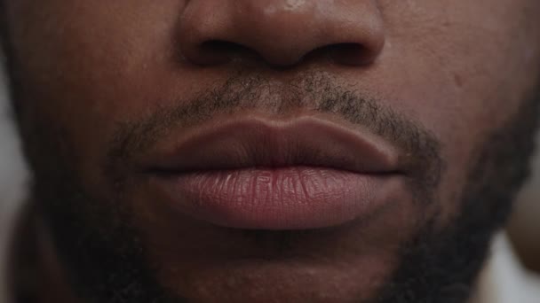 Silent mens lips extreme close up — Stock Video