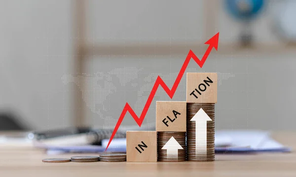 Wooden Block Inflation Icon Idea Fed Consider Raising Interest Rates — Stockfoto