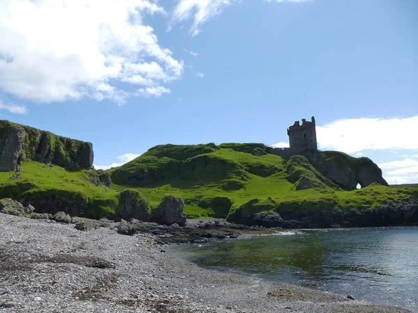 Замок Ґілен Сонячний День Острові Керрера Шотландія — стокове фото
