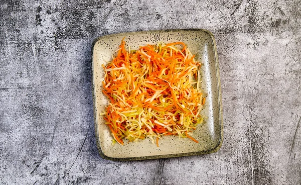 Cabbage Carrot Salad Square Plate Dark Background Top View Flat — Stock Photo, Image