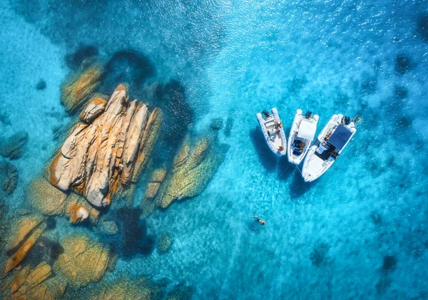 Aerial View Beautiful Boats Stones Blue Sea Sunset Summer Sardinia — Foto de Stock