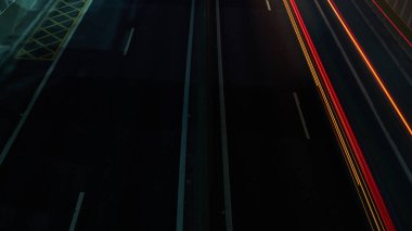 Yukarıdan hafif patikalar, bir rota, gidiş dönüş.