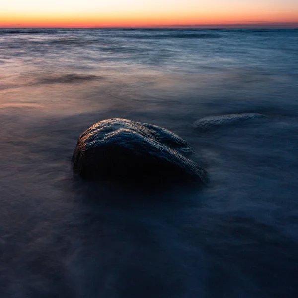 Schöner Sonnenuntergang Über Dem Meer — Stockfoto