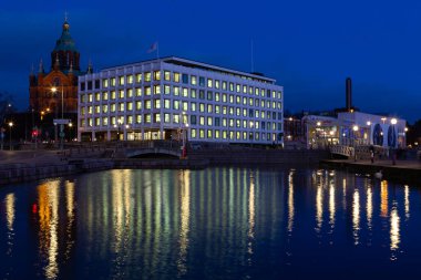 Şehrin gece manzarası