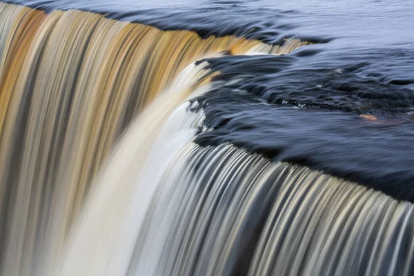 Bela Cachoeira Floresta — Fotografia de Stock