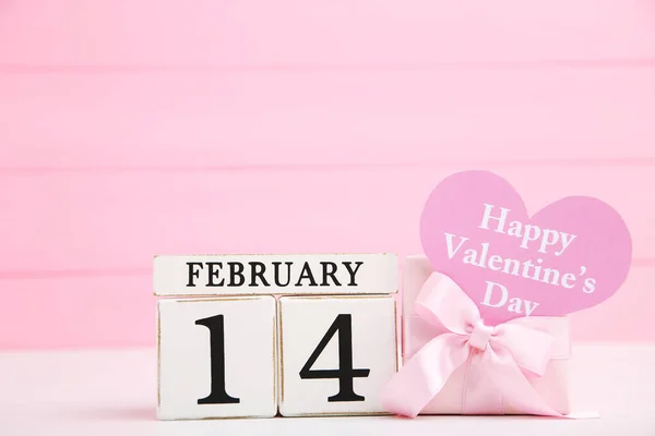 Gift Box Text Happy Valentines Day Cube Calendar Pink Wooden — Stock Photo, Image