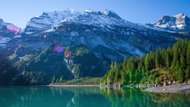 Reggeli Időintervallum Napsugarakkal Oeschinen Tóból Svájci Alpokban Kandersteg Közelében Svájcban — Stock videók