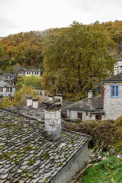 Malebná Vesnice Dilofo Během Podzimní Sezóny Svými Architektonickými Tradičními Starými — Stock fotografie