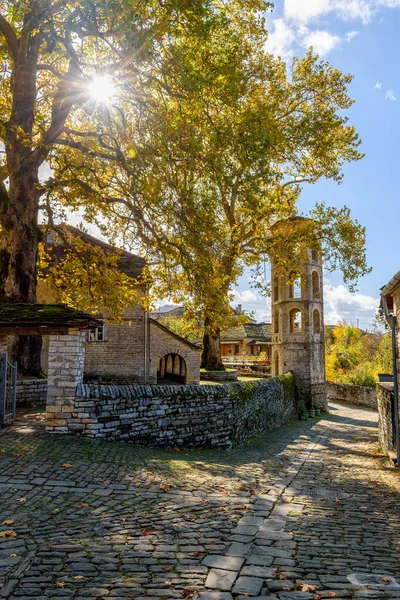 Традиционная Архитектура Каменной Улице Осенний Сезон Живописной Деревне Папиго Epirus — стоковое фото
