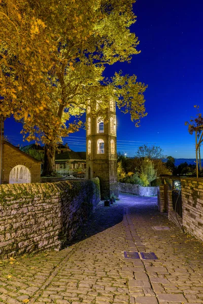 Traditionelle Architektur Mit Dem Steinernen Glockenturm Der Kirche Agios Vlasios — Stockfoto