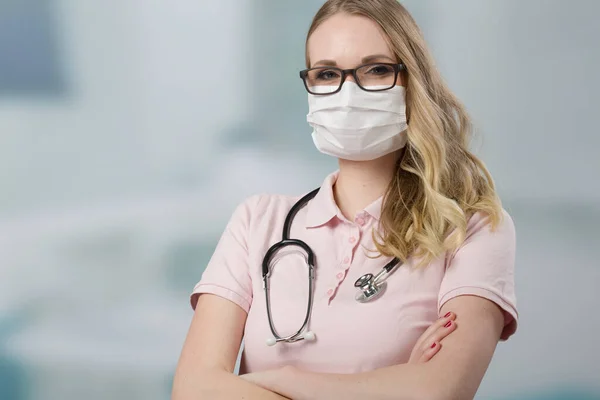 Portrait Blonde Female Doctor Nurse Medical Face Mask Stethoscope — Stock Photo, Image