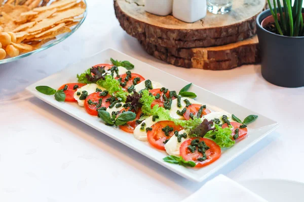 İtalyan mutfağı caprese salat