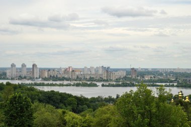Ukrayna 'nın başkenti Kiev panoraması bankadan ayrıldı.