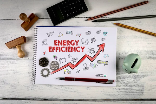 Energy Efficiency. Green thinking, money saving and politics. Development curve — Stockfoto