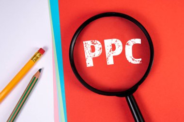 İnternetteki klik başına PPC ödemesi. Büyüteç ve ofis malzemeleri.