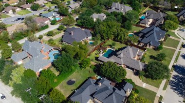 Grapevine, Teksas, ABD 'de havuzlu iki katlı havuz manzaralı lüks konaklar.