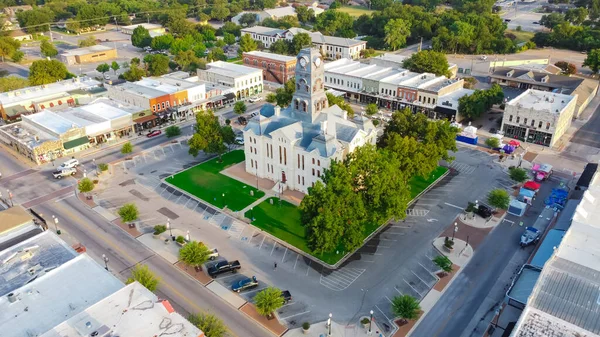 Top View Történelmi Hood Megyei Bíróság Óratorony Granbury Belvárosában Texasban — Stock Fotó