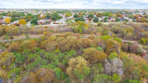 Vista Dall Alto Quartiere Residenziale Vista Foresta Bei Colori Fogliame — Foto Stock