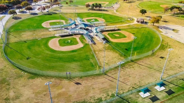 Top View Vier Honkbal Softbal Veld Met Natuurgras Velden Ticket — Stockfoto