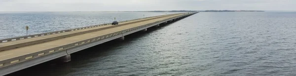 Повітряний Вид Панораму Двомильний Міст Через Озеро Таваконі Кінлан Штат — стокове фото