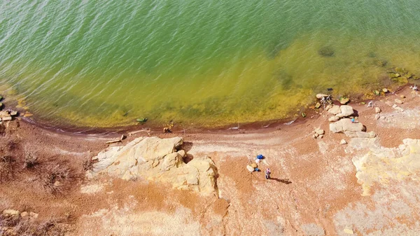 Vista Aerea Attività Pesca Familiare Lungo Costa Rocciosa Grapevine Lake — Foto Stock