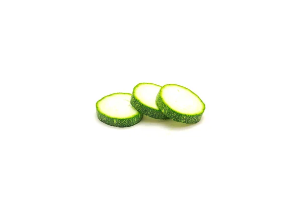 배경에 부드러운 스펀지로 Studio Photo Homegrazed Organic Long Cucumber Tropical — 스톡 사진