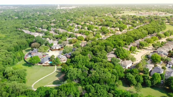 Top View Upscale Residential Area Lush Green Trees Trail System — Foto de Stock