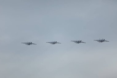 Gökyüzünde yeni neslin askeri uçakları..