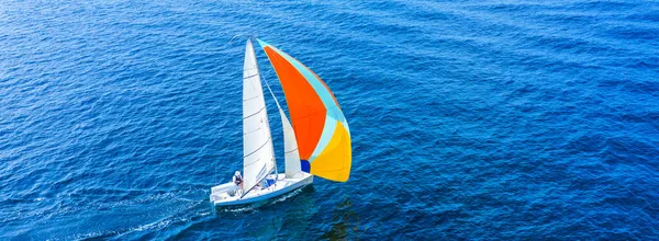 Summer Vacation Water Aerial View Beautiful White Sailing Yacht Colored — Stock Photo, Image