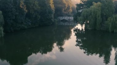 Sofiyivka Park 'taki aşk adası, Uman şehri, Ukrayna, Kyiv.