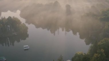 Sofiyivka Park 'taki aşk adası, Uman şehri, Ukrayna, Kyiv.